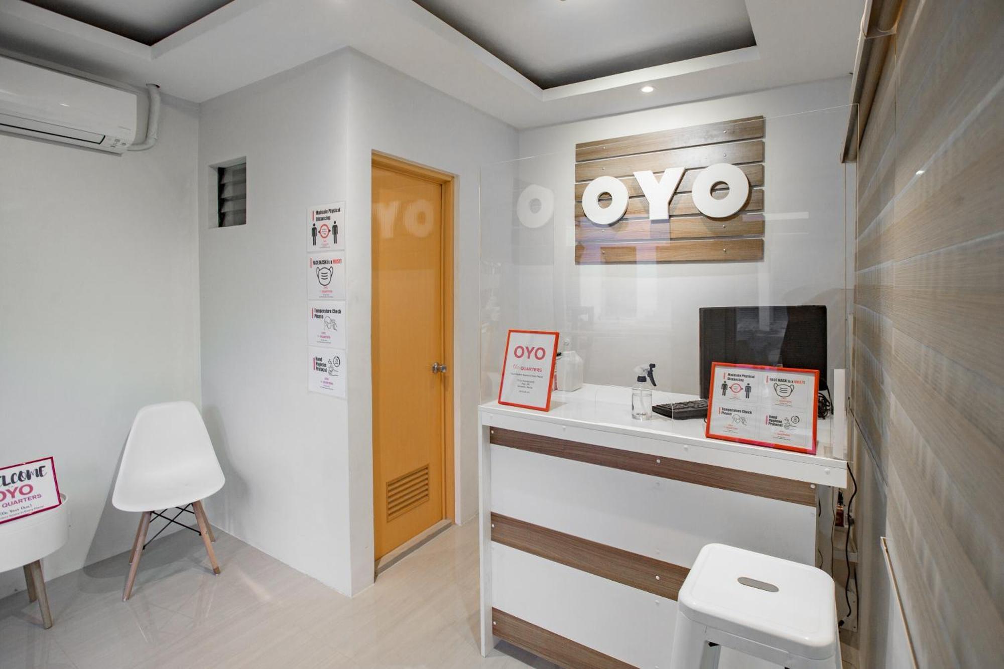 Oyo 605 The Quarters Hotel มะนิลา ภายนอก รูปภาพ